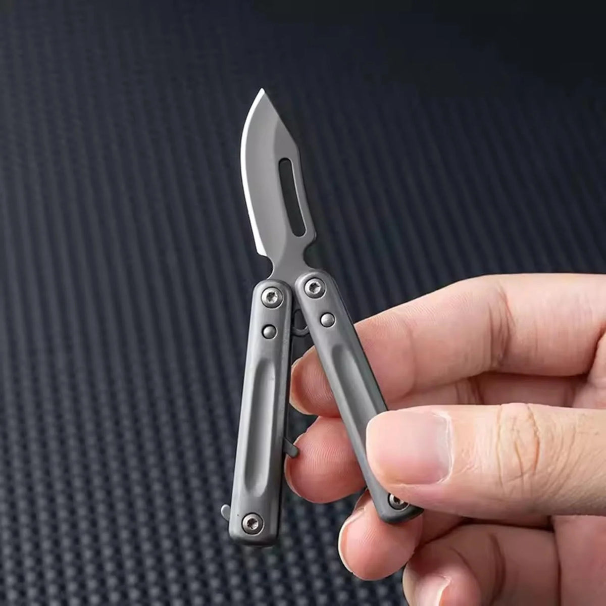 PicoBlade – Compact Stainless Steel EDC Keychain Knife with Butterfly Action