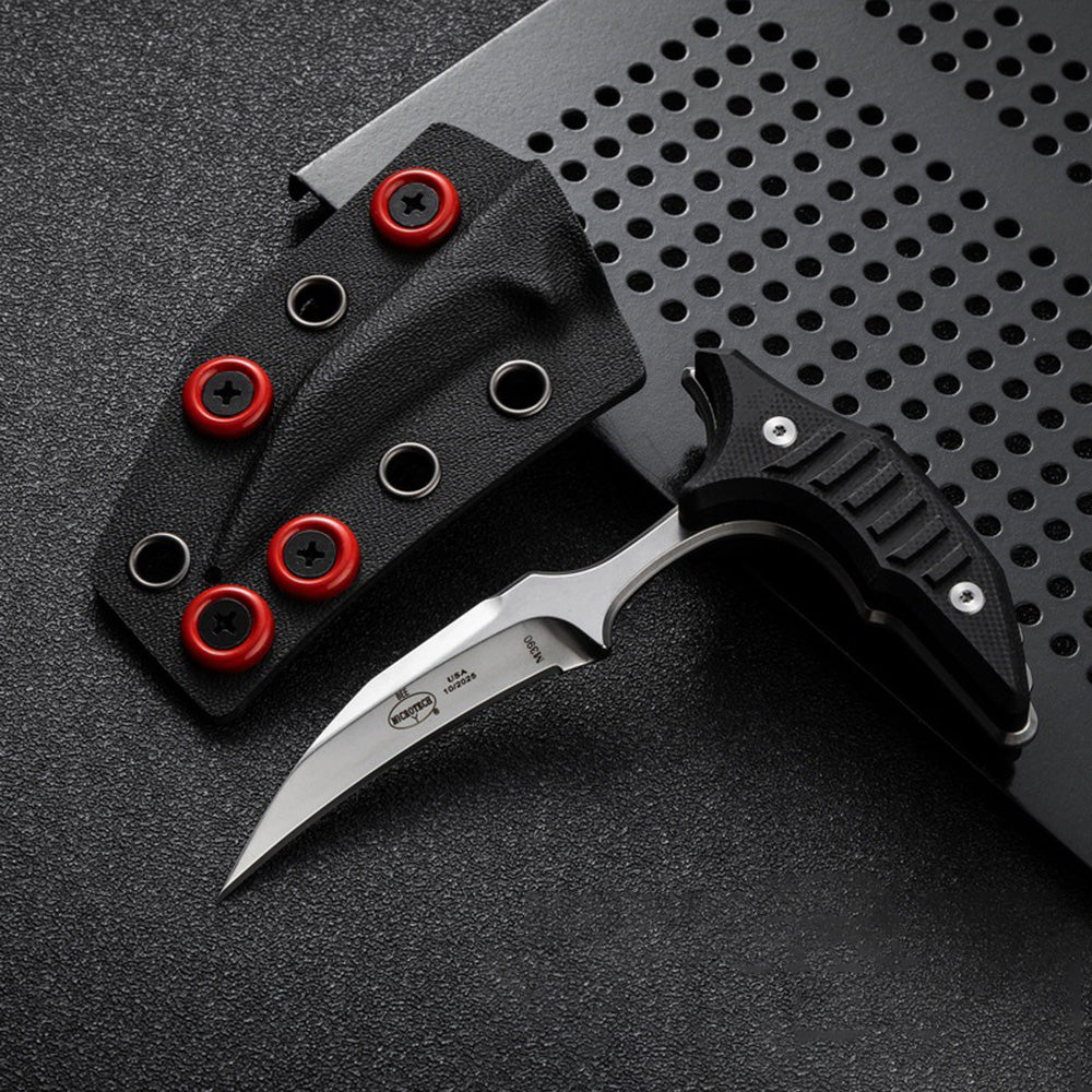 Double bee shaped push type dagger serrated DLC blade
