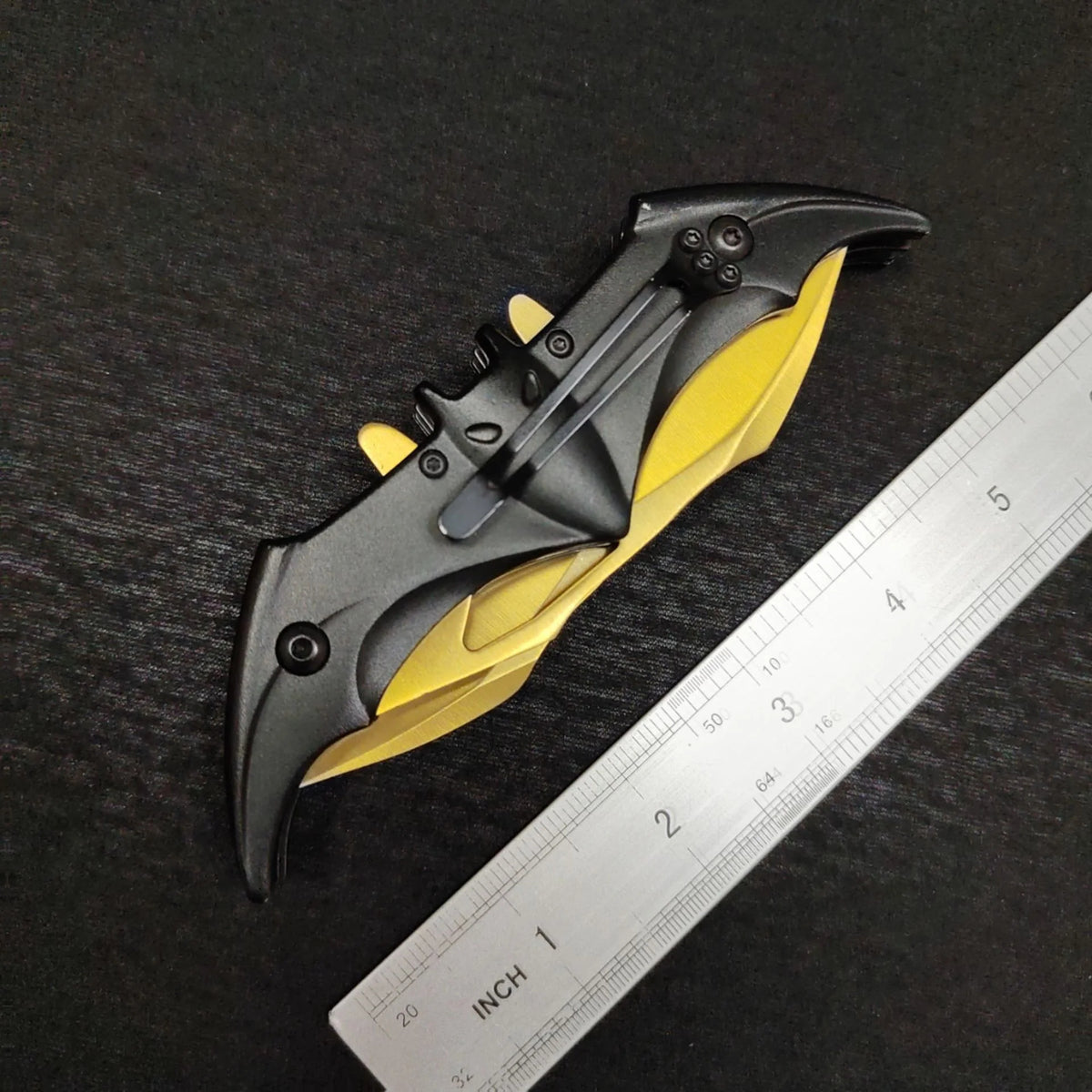 The Bat Dual-Blade Folding Knife